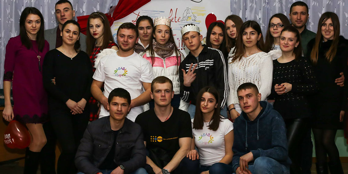 Dragobetele sărută fetele 